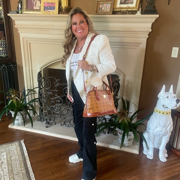 🔥MCM Alma visetos cognac 2 way bag EUC 🔥made in Germany with COA - Picture 2 of 16